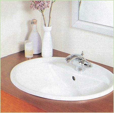 草绿:彰显自然浴室空间