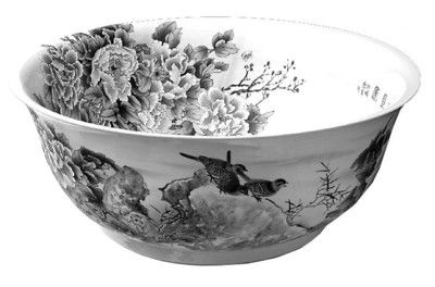 名门出淑女 擅长仕女画——王淑媛陶瓷艺术赏析