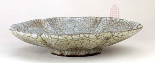 图片说明:宋代哥窑瓷器。(图片来源为故宫博物院网站) image