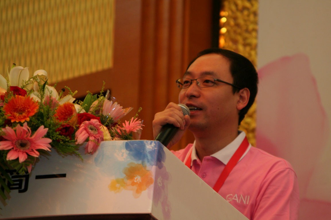 简一陶瓷品牌总监游俊致辞 简一陶瓷品牌总监游俊致辞