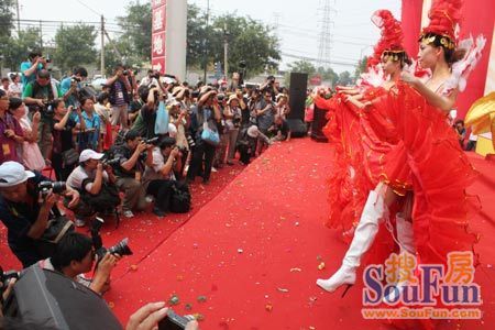 �����մ��ܲ����ػ��Ƴ��˸��ֻ����