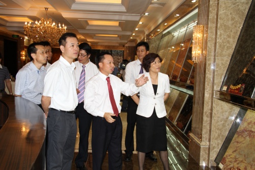 ��һ�ţ���������������� ��(��)����Ҷ�� �����ң����������س�