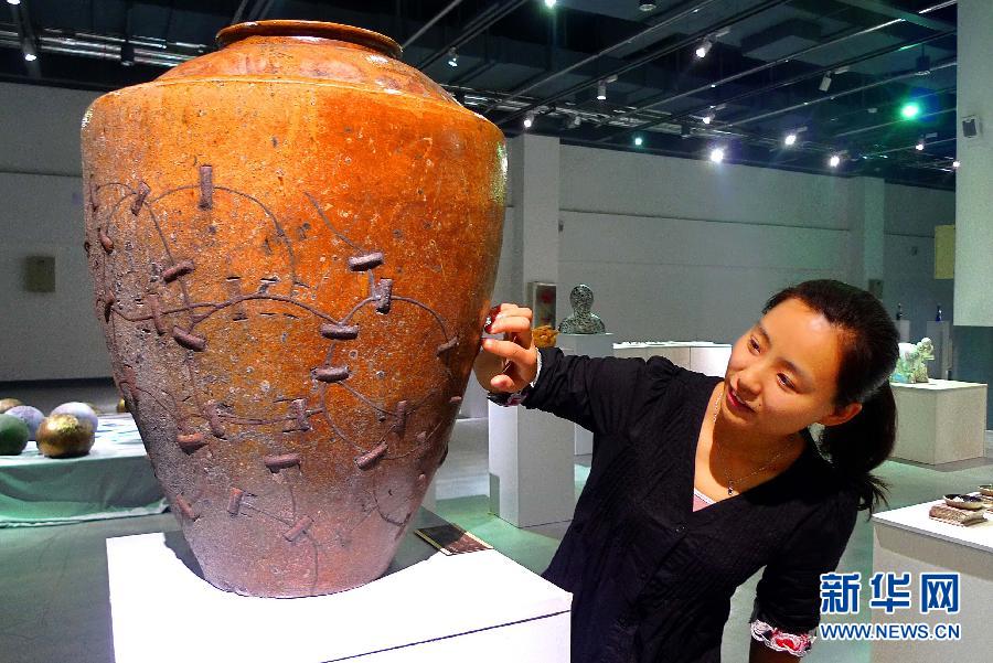 点击图片浏览更多精彩内容 点击图片浏览更多精彩内容