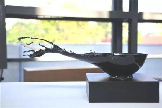 点击图片翻到下一页>>