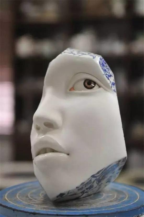 点击图片翻到下一页>>