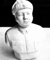 �׷������