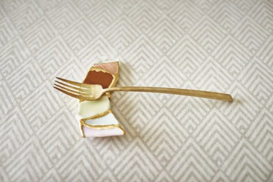 当一堆碎瓷烂片遇上日本手艺人