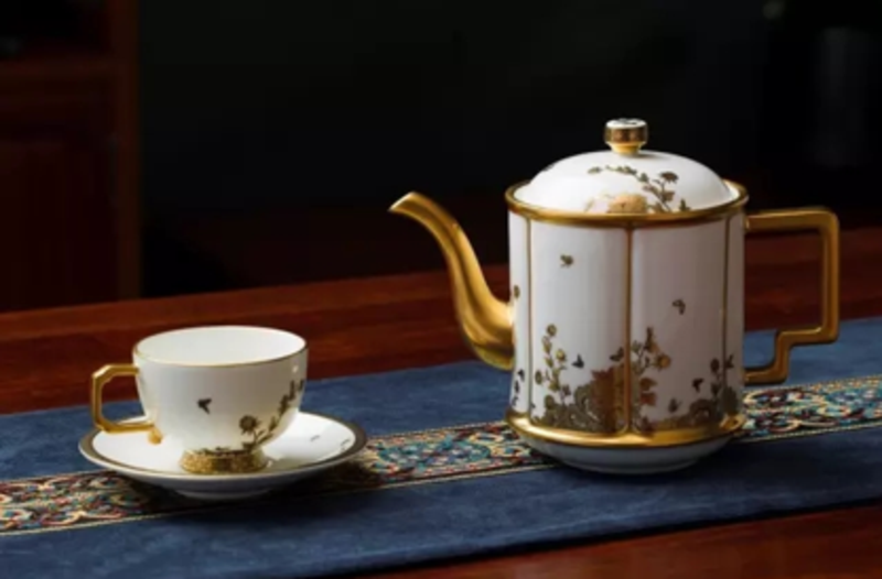 ��������Դ���Ҽ�������ߺ죬&ldquo;����&rdquo;&ldquo;ĵ��&rdquo;��������